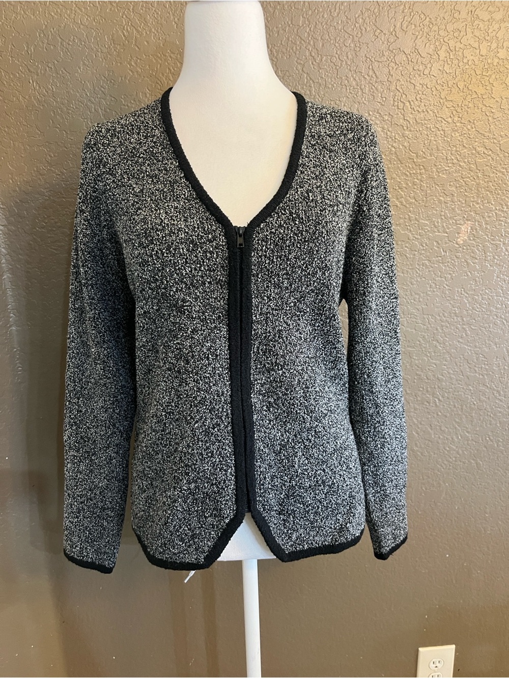 Tribal Black & White Zip-Front V-Neck Sweater Cardigan